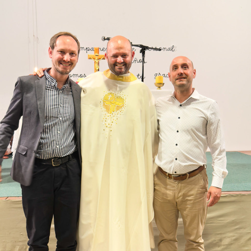 En nuestro Colegio, un nuevo Apoderado Legal recibe la Missio.